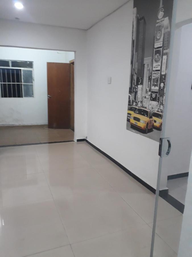 Flight Crew Hostel 벨루오리존치 외부 사진