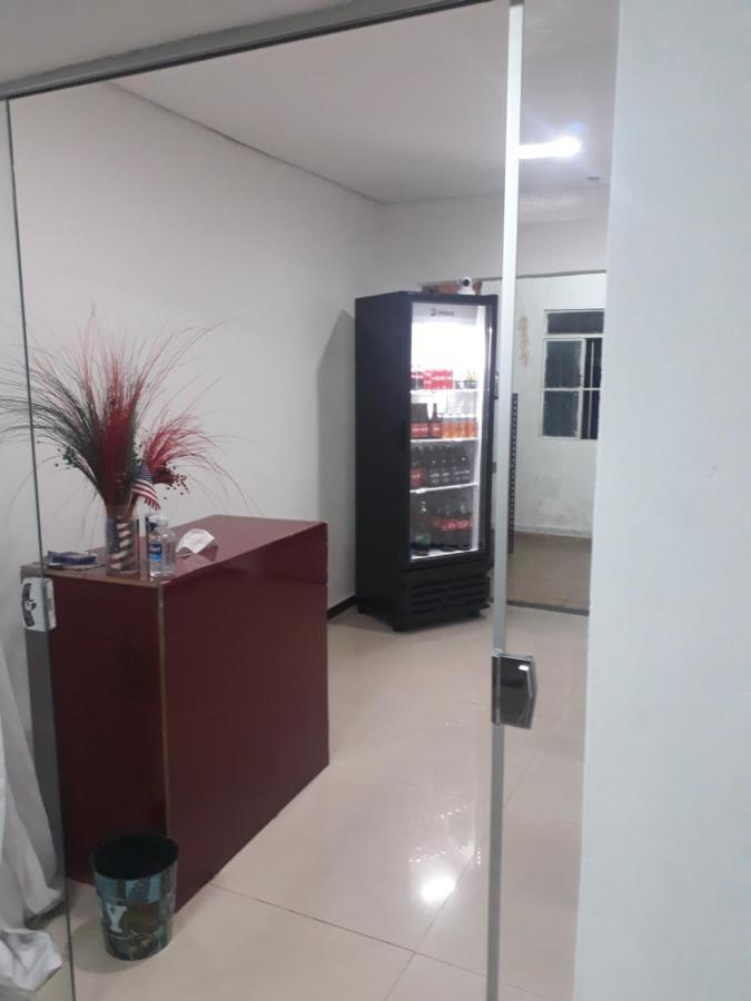 Flight Crew Hostel 벨루오리존치 외부 사진